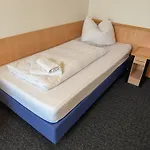Gaestezimmer Becker 3* Wulfrath