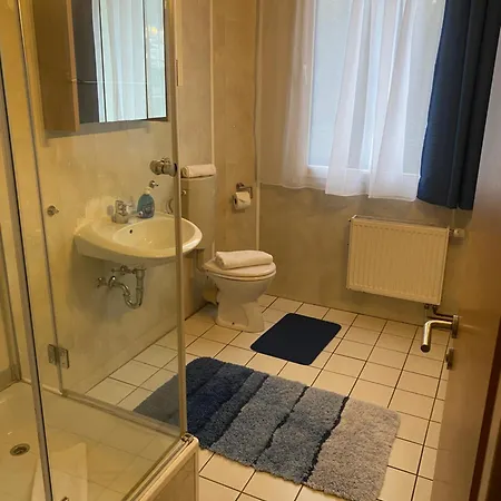 Gaestezimmer Becker Konukevi Wulfrath