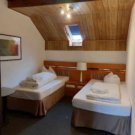 Konukevi Gaestezimmer Becker Wulfrath